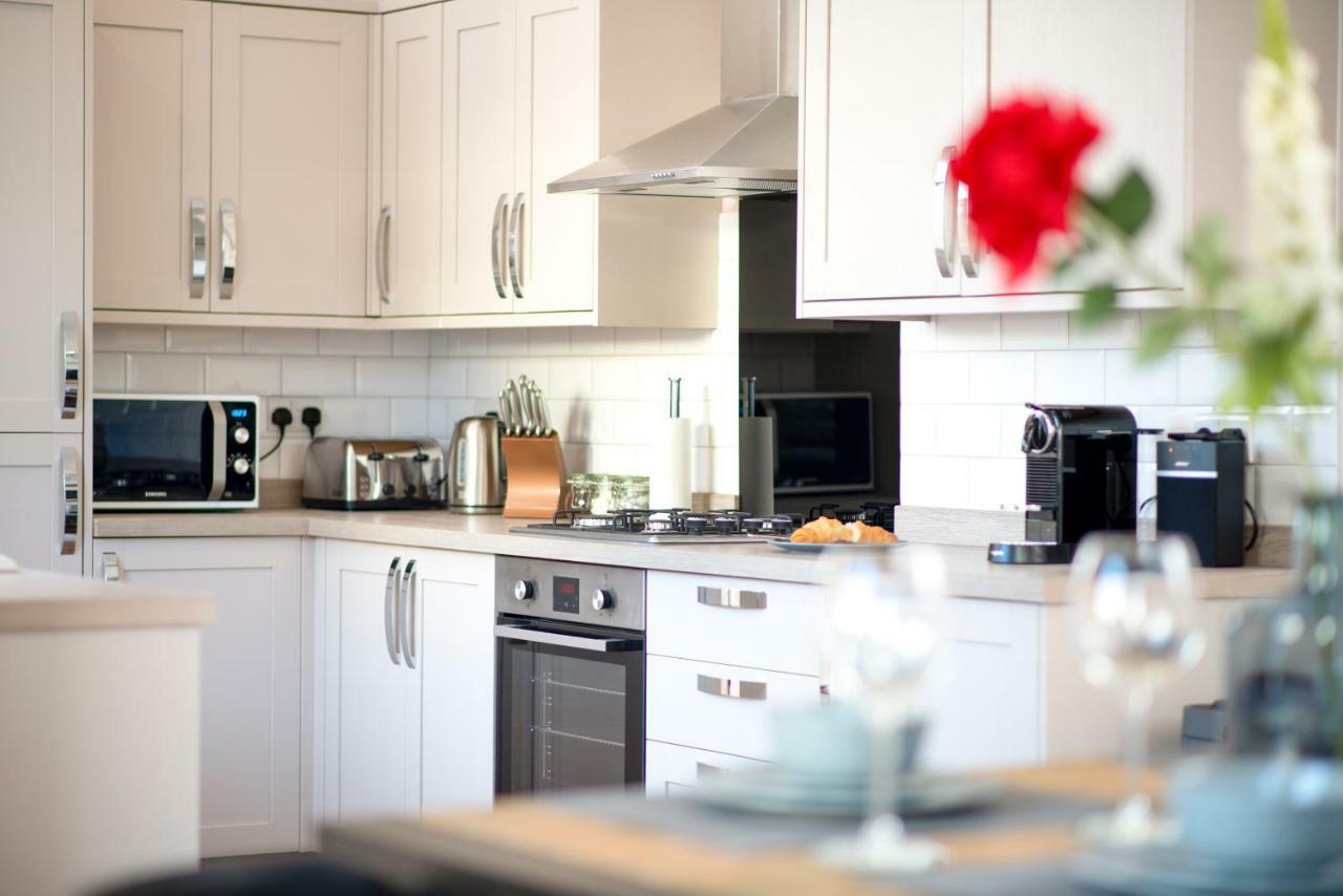 Morley Cottage - Modern 3 Bedroom, 2 Bathroom House With Garden In Southsea, Portsmouth Kültér fotó